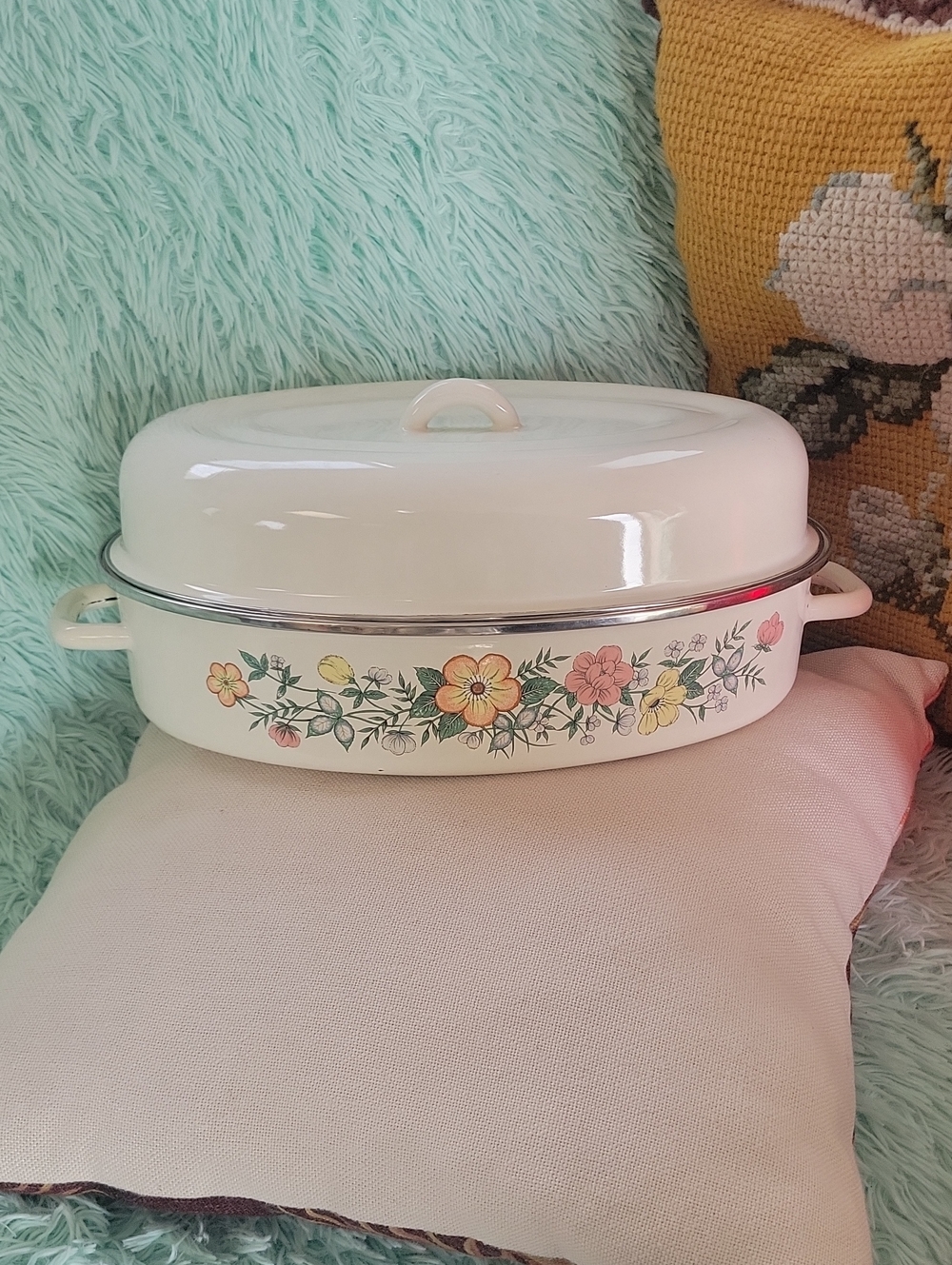 Phenomenal Vintage Floral Enamelware Roaster💐💐 Cottagecore Grandmacore